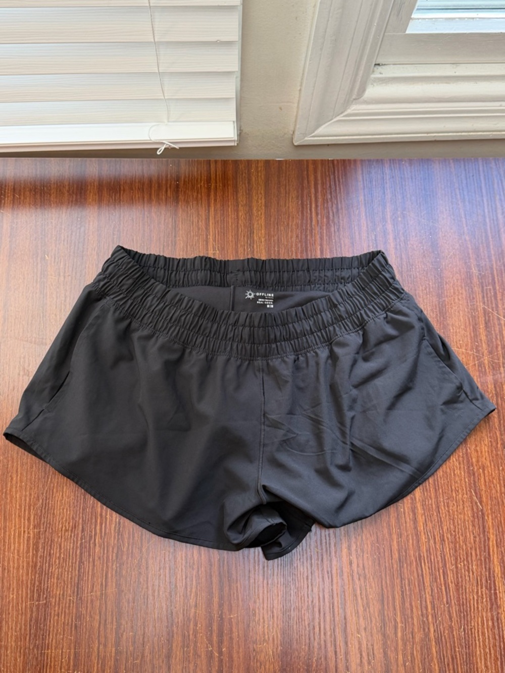 NWOT Offline by Aerie women’s black running shorts